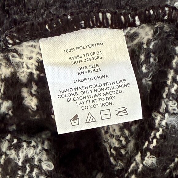 Fuzzy Soft Light Weight Chunky Turtleneck Plaid Gingham Kaftan Poncho Sweater - Picture 7 of 9